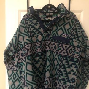 Men’s vintage pattern Patagonia fleece pullover